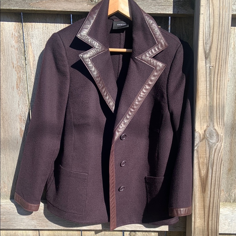 VINTAGE AKRIS Brown Blazer with Leather Trim✨✨✨